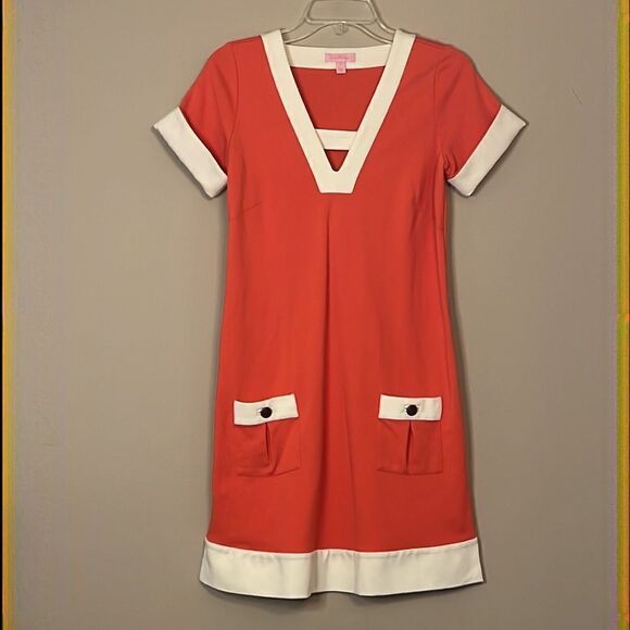 Lilly Pulitzer Coral Shift Dress with White Trim and Front Pockets - Size 2 - Picture 1 of 12